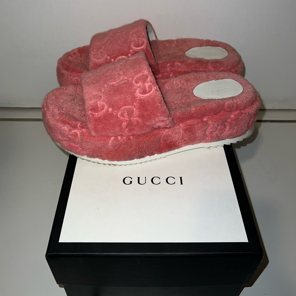 Gucci GG Angelina Slides Size 9